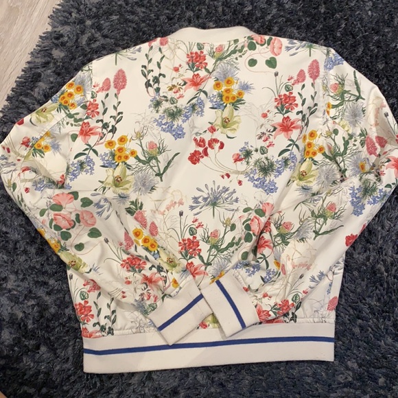 Jacket - Picture 4 of 4